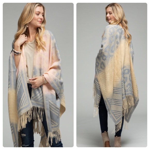 A Girl Thing | Sweaters | 83 18 Startstunning One Size Soft Ruana ...